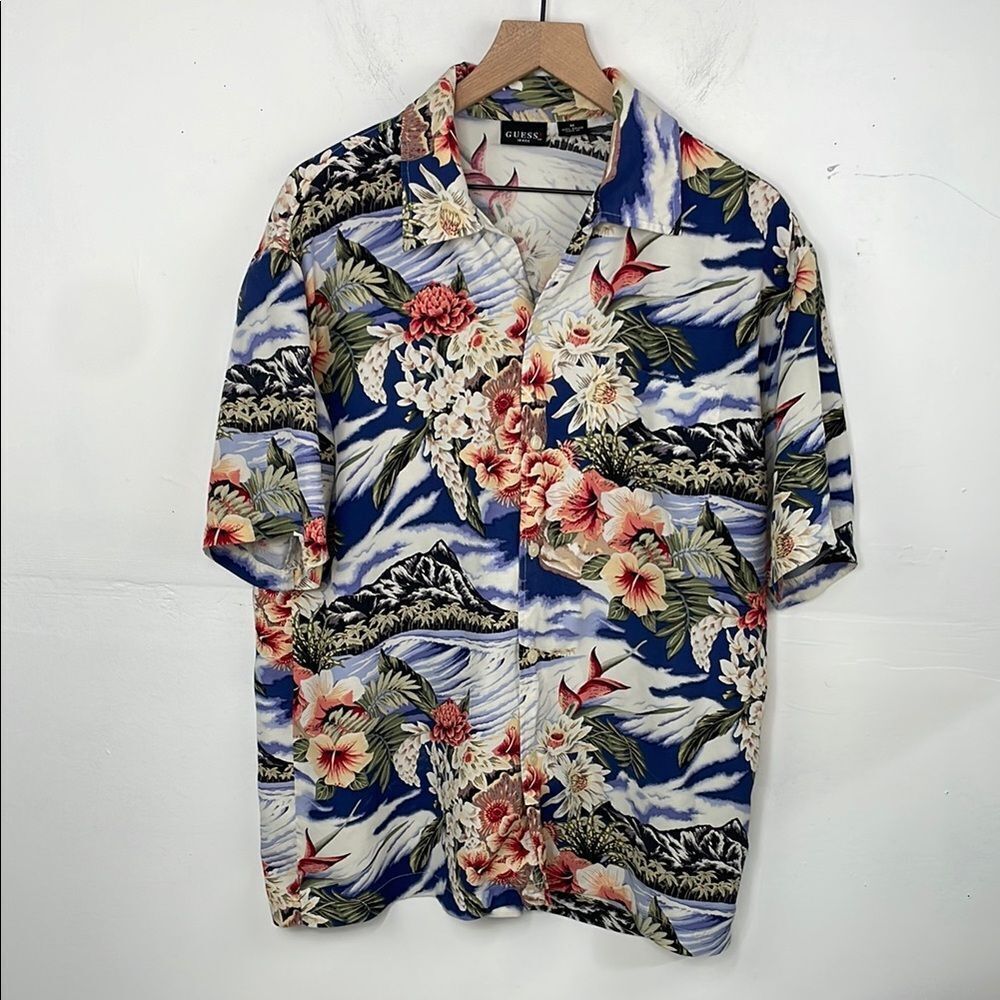 GUESS Jeans Button Down Hawaiian Camp Shirt Tropical Mens Short Sleeve Medium